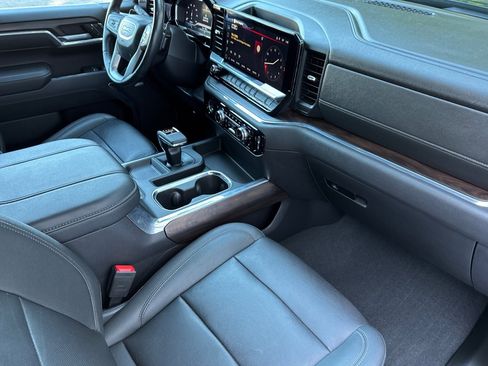 Used 2023 GMC Sierra 1500 SLT w/ SLT Premium Package image 15