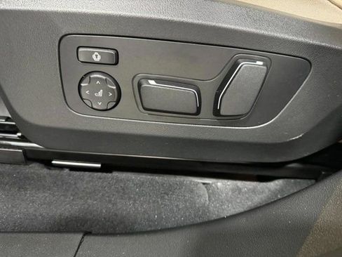 Used 2026 BMW X3 xDrive30 w/ Premium Package image 26