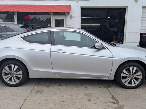 Used 2009 Honda Accord EX image 4
