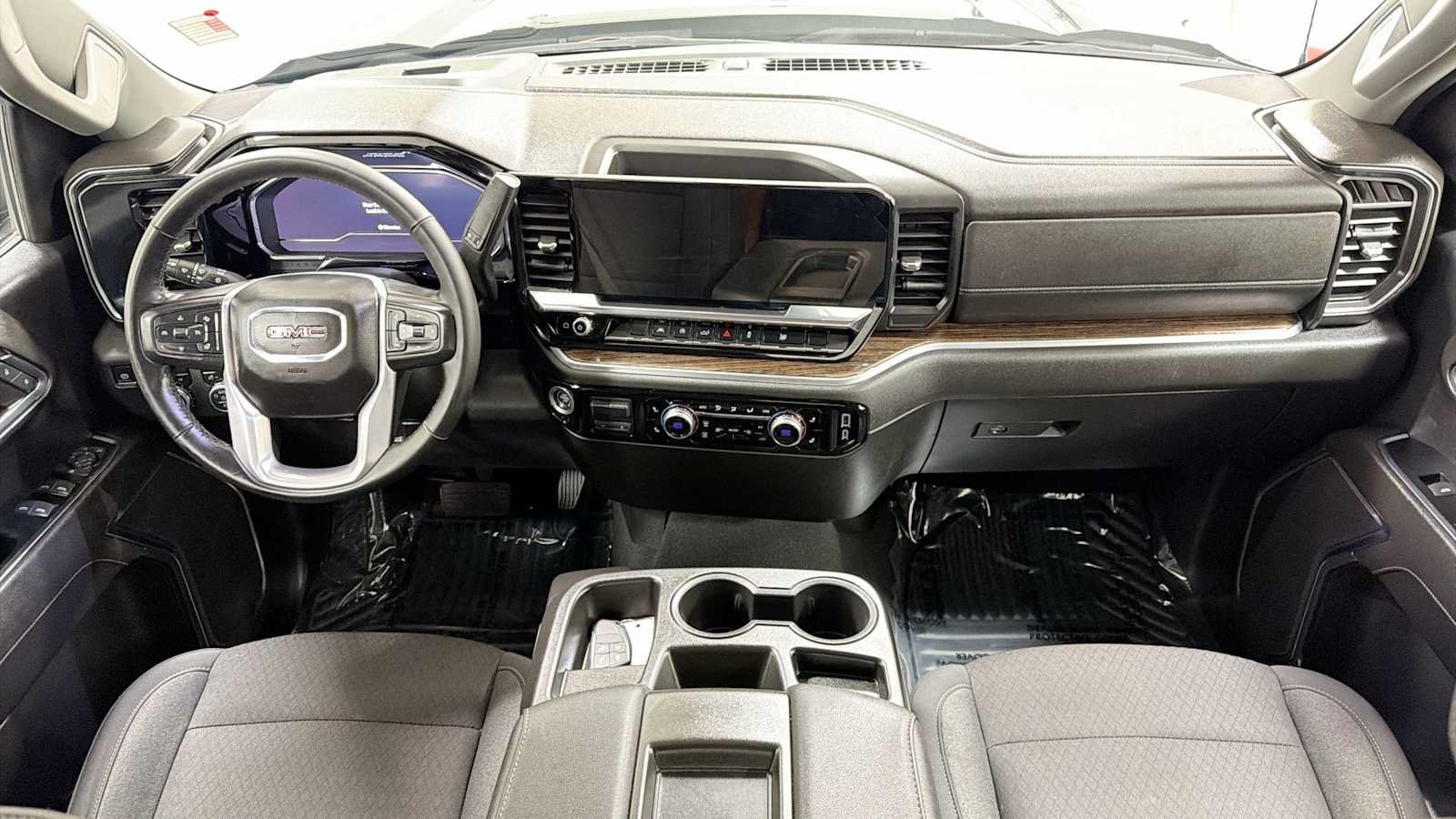 Used 2024 GMC Sierra 1500 Elevation AWD/4WD image 25