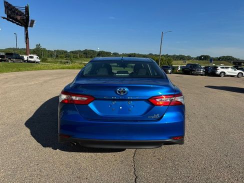 Used 2019 Toyota Camry LE FWD image 15