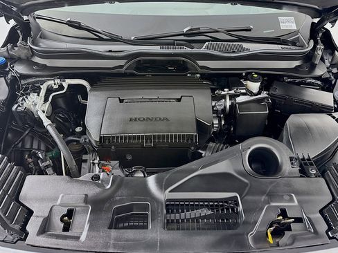 Used 2023 Honda Pilot Elite image 11