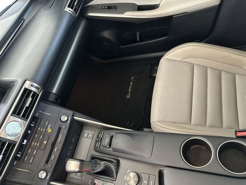 Used 2015 Lexus IS 250 w/ F-Sport Package RWD image 25