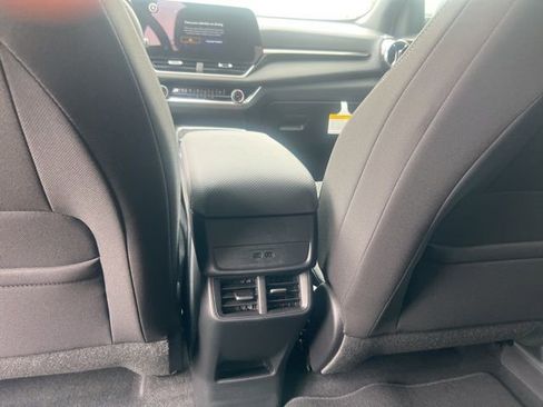New 2026 Chevrolet Equinox LT FWD image 19