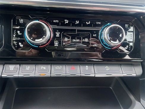 New 2026 GMC Sierra 2500 Denali Ultimate image 21