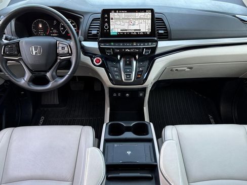 Certified 2025 Honda Odyssey Touring image 27