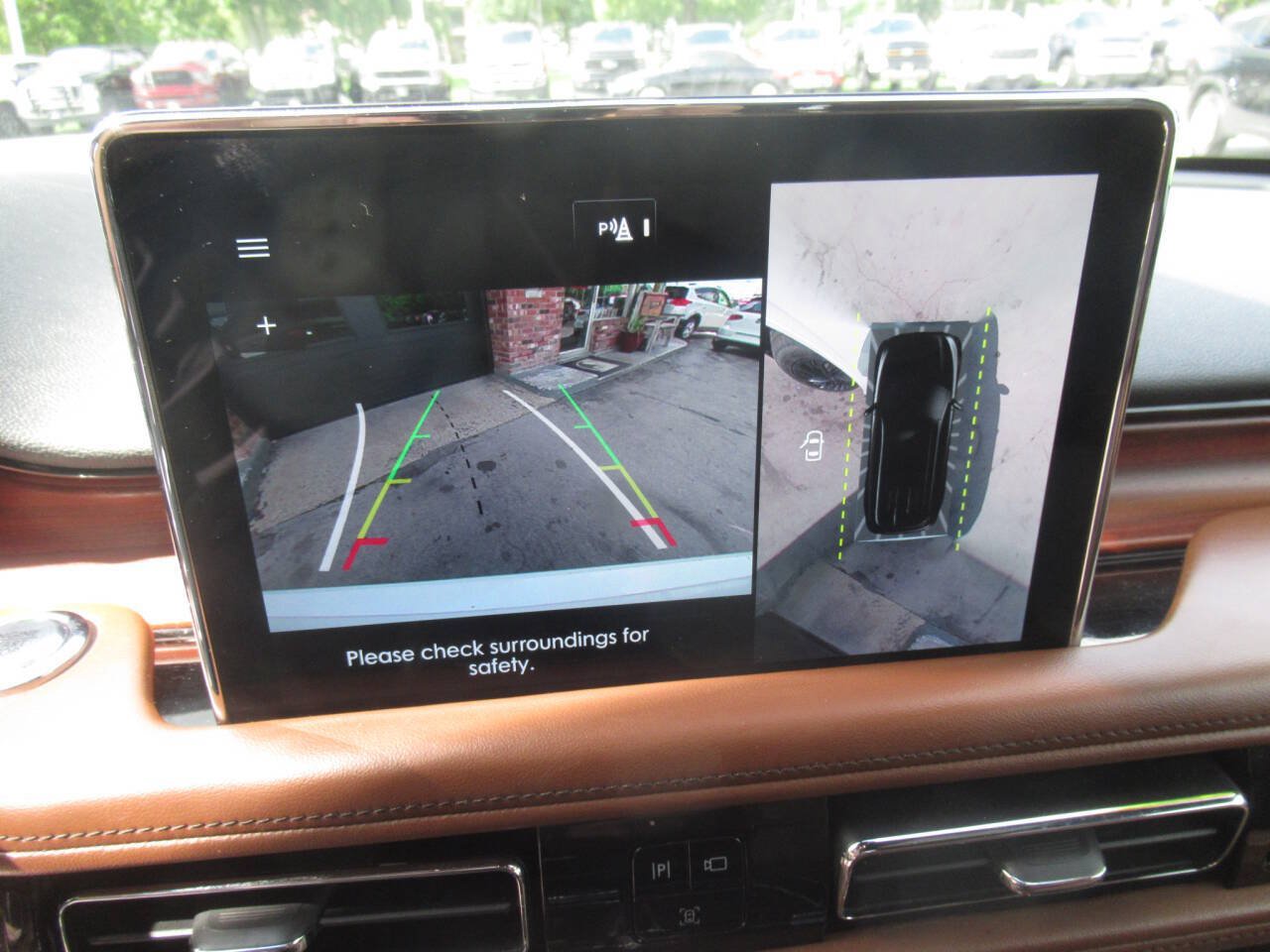 Used 2021 Lincoln Aviator Reserve AWD/4WD image 29
