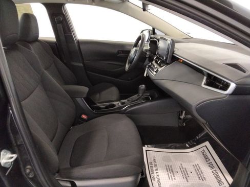 Used 2022 Toyota Corolla LE image 34
