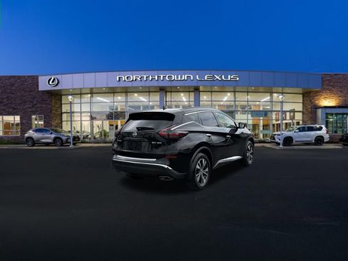 Used 2019 Nissan Murano SV w/ Premium Package image 22