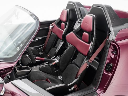 Used 1997 Porsche 911 Carrera RWD image 12