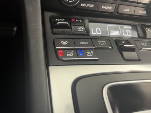 Certified 2017 Porsche 911 Carrera RWD image 23