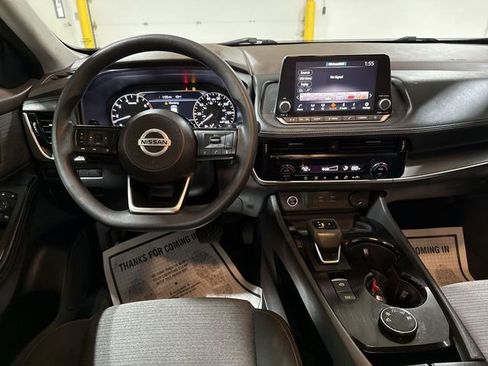 Used 2021 Nissan Rogue SV AWD/4WD image 19