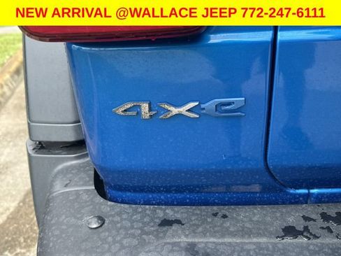 Used 2022 Jeep Wrangler Unlimited Rubicon 4xe w/ Steel Bumper Group AWD/4WD image 3