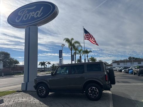 Used 2025 Ford Bronco Outer Banks image 20
