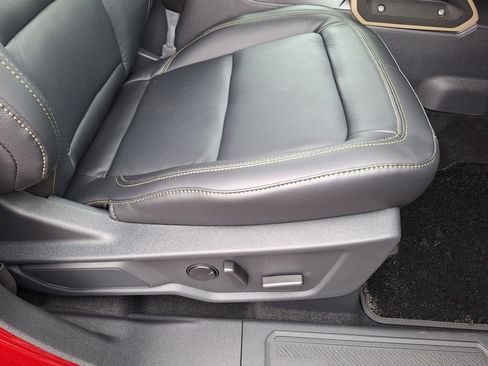 New 2025 Ford Bronco Badlands w/ Sasquatch Package image 17