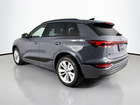 Certified 2025 Audi Q6 e-tron Premium w/ Convenience Package image 5