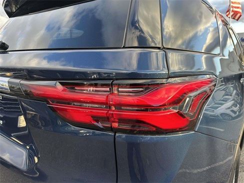 Certified 2023 Chevrolet Traverse LT image 12