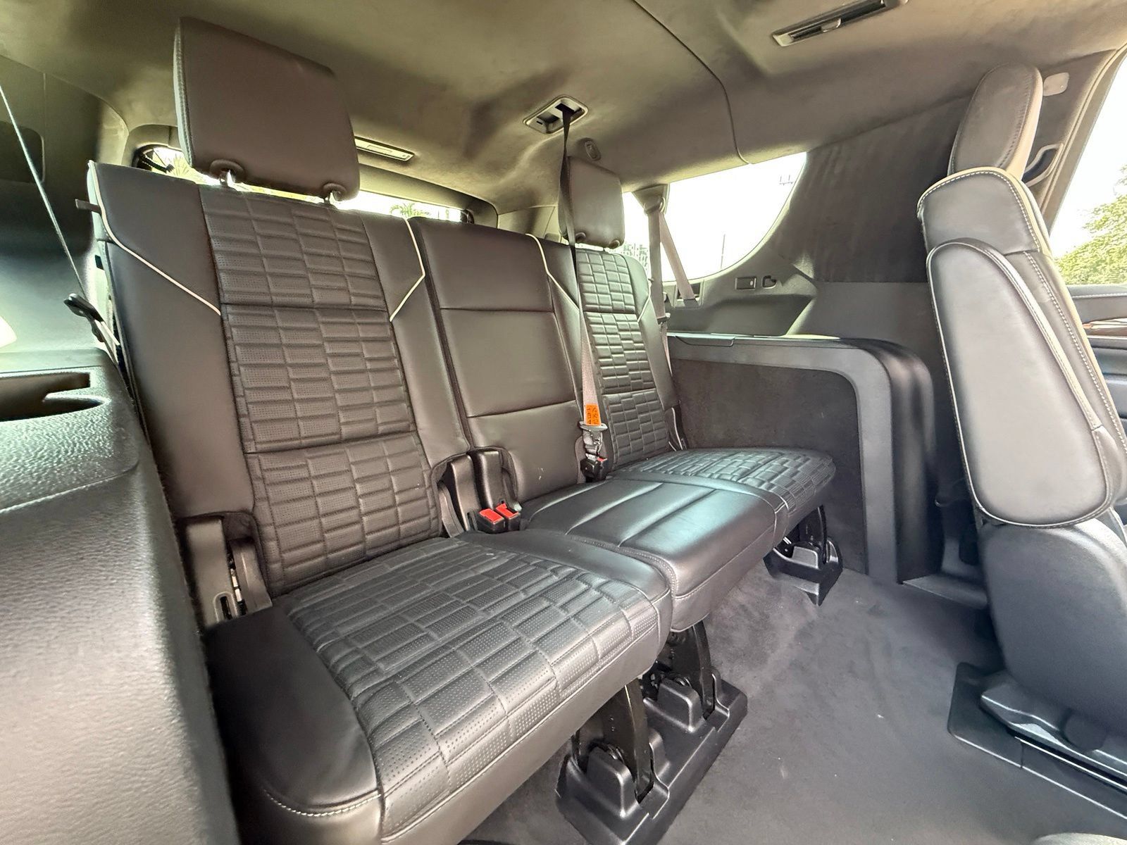 Used 2024 Cadillac Escalade ESV Sport Platinum AWD/4WD image 40