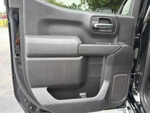 Used 2019 Chevrolet Silverado 1500 LT w/ All-Star Edition AWD/4WD image 17