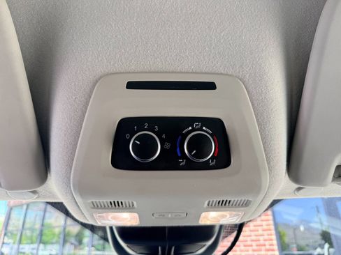 Used 2021 Ford Transit 350 XLT AWD/4WD image 18
