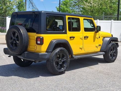 Used 2021 Jeep Wrangler Unlimited Sport AWD/4WD image 9