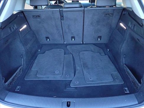 Used 2018 Audi Q5 2.0T Premium w/ Convenience Package image 8