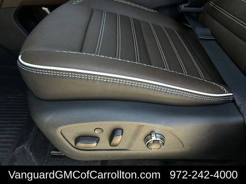 New 2026 GMC Acadia Denali Ultimate w/ LPO, Floor Liner Package image 22