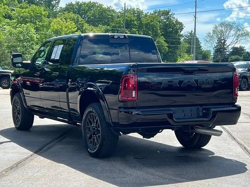 Used 2025 RAM 2500 Limited AWD/4WD image 16