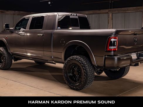 Used 2024 RAM 2500 Limited image 7