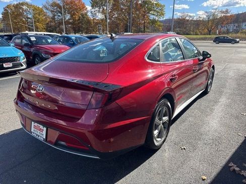 Used 2023 Hyundai Sonata SE w/ Cargo Package image 5