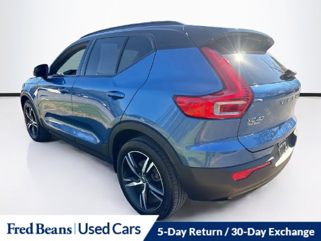 Used 2021 Volvo XC40 T5 R-Design w/ Climate Package AWD/4WD image 6