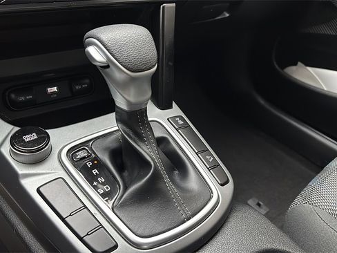 Used 2024 Kia Seltos LX image 22