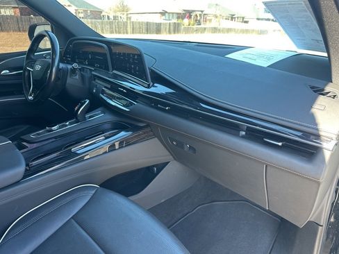 Used 2022 Cadillac Escalade ESV Sport w/ Touring Package image 54