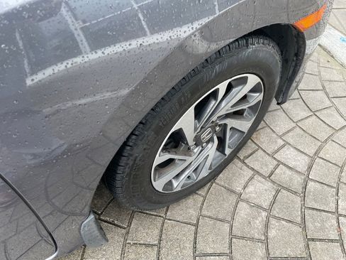 Used 2017 Honda Civic EX image 31