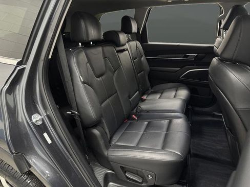 Used 2024 Kia Telluride EX image 31