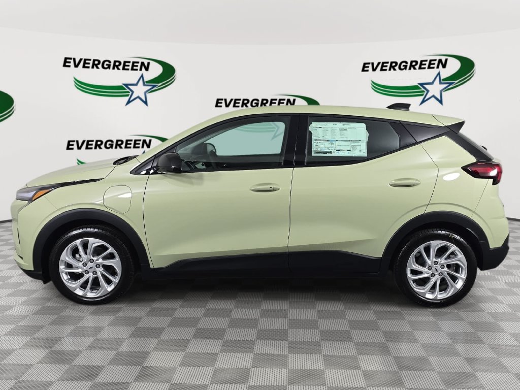 New 2027 Chevrolet Bolt LT w/ Comfort Package FWD image 8