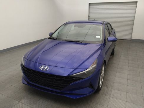 Used 2023 Hyundai Elantra SEL FWD image 15