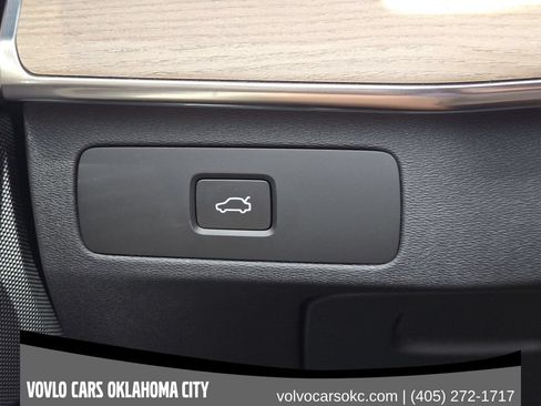 Used 2026 Volvo XC90 B6 Ultra w/ Protection Package Premier AWD/4WD image 24