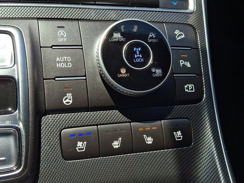 Used 2021 Hyundai Santa Fe Limited AWD/4WD image 31