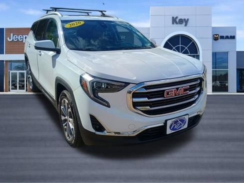 Used 2020 GMC Terrain SLT w/ Preferred Package AWD/4WD image 8