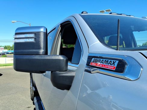 Used 2020 GMC Sierra 2500 Denali w/ Denali Ultimate Package AWD/4WD image 12