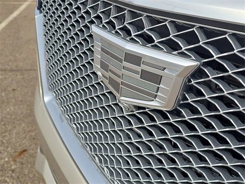 Certified 2023 Cadillac Escalade ESV Premium Luxury Platinum w/ LPO, Radiant Package image 32