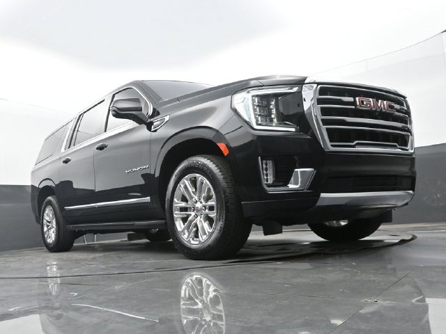 Used 2023 GMC Yukon XL SLT w/ SLT Premium Package RWD image 24
