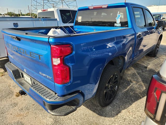 Used 2023 Chevrolet Silverado 1500 Custom w/ LPO, Dark Essentials Package RWD image 4