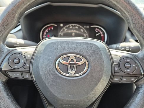 Certified 2025 Toyota RAV4 XLE AWD/4WD image 24