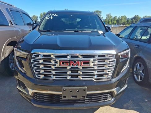 Used 2024 GMC Acadia Denali w/ Super Cruise Package AWD/4WD image 3