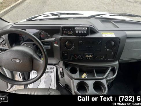 Used 2014 Ford E-350 and Econoline 350 Super Duty w/ Power Group RWD image 30