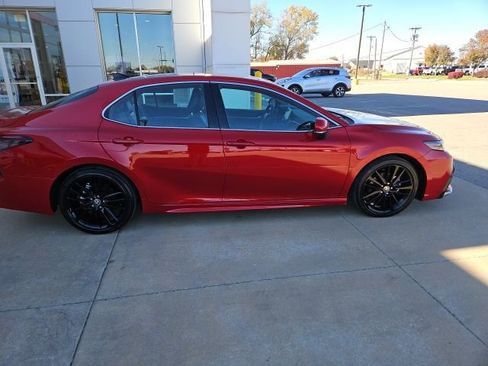 Used 2024 Toyota Camry XSE w/ Navigation Package image 8