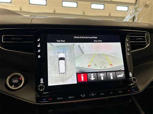 New 2026 Jeep Grand Wagoneer Limited image 23