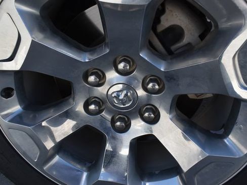 Used 2025 RAM 1500 Big Horn AWD/4WD image 11